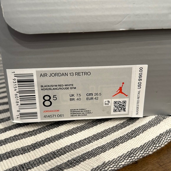 Air Jordan 13 Retro Black White - Picture 2 of 7